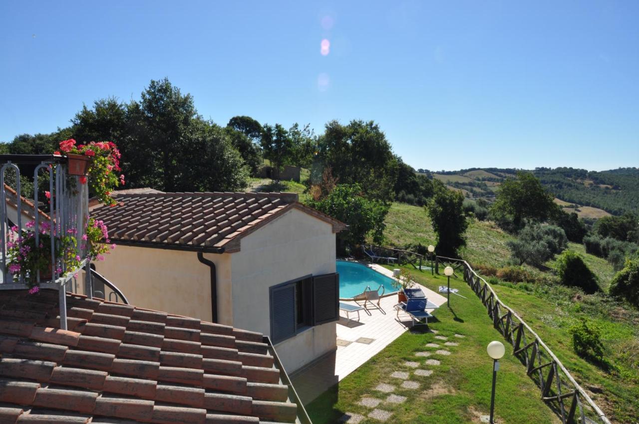 Agriturismo La Meria Semproniano Exteriör bild